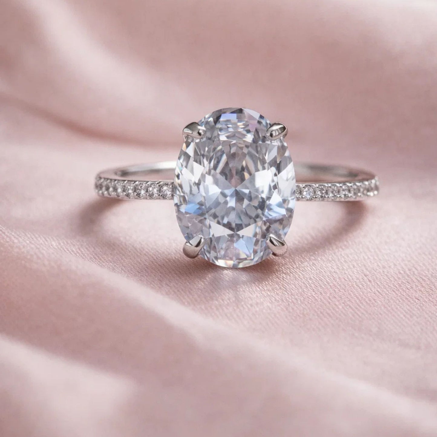 5 CARAT Işıklı kutuda kadın oval gümüş yüzük (pırlanta Işıltılı)